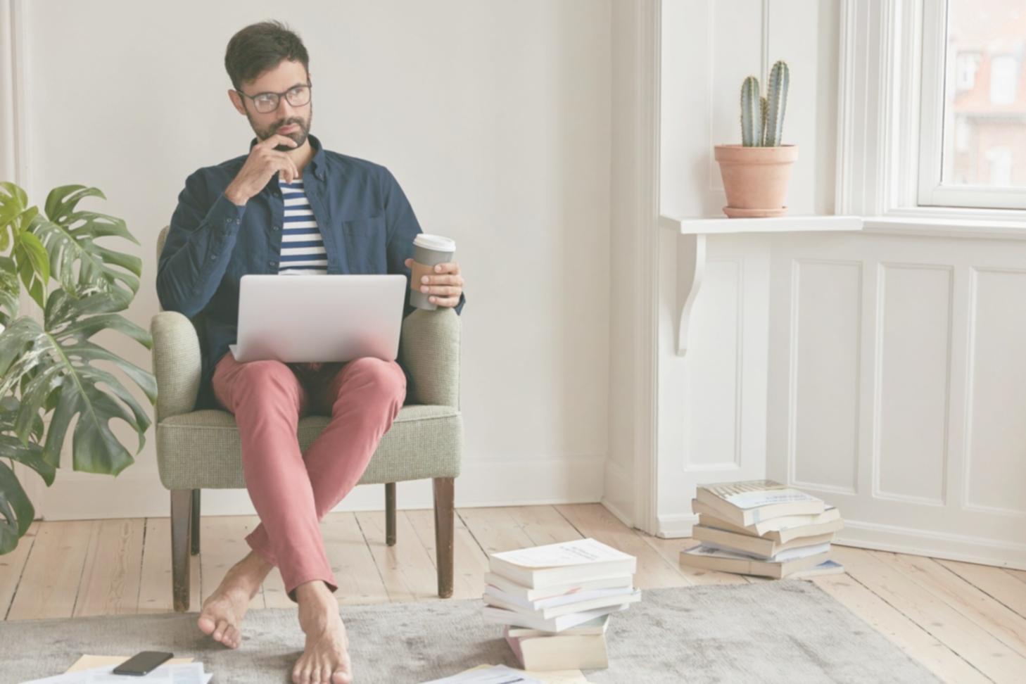 Analyse approfondie de données financières avec tableaux de bord interactifs